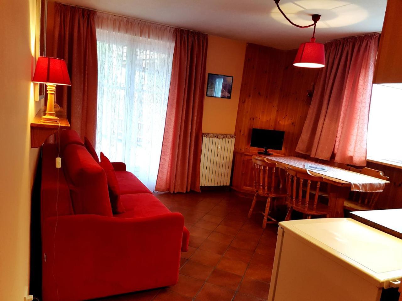 Апарт готель Residenze Sonnenschein Casa Rossa Віллабасса Екстер'єр фото